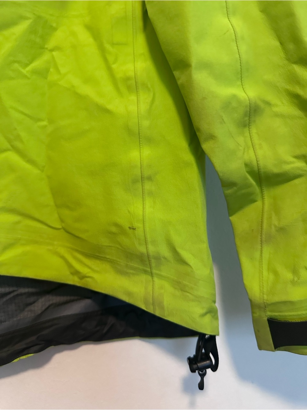 Arc'teryx Lime Green Gore‑Tex Pro Jacket, Alpha SL - Picture 6 of 7